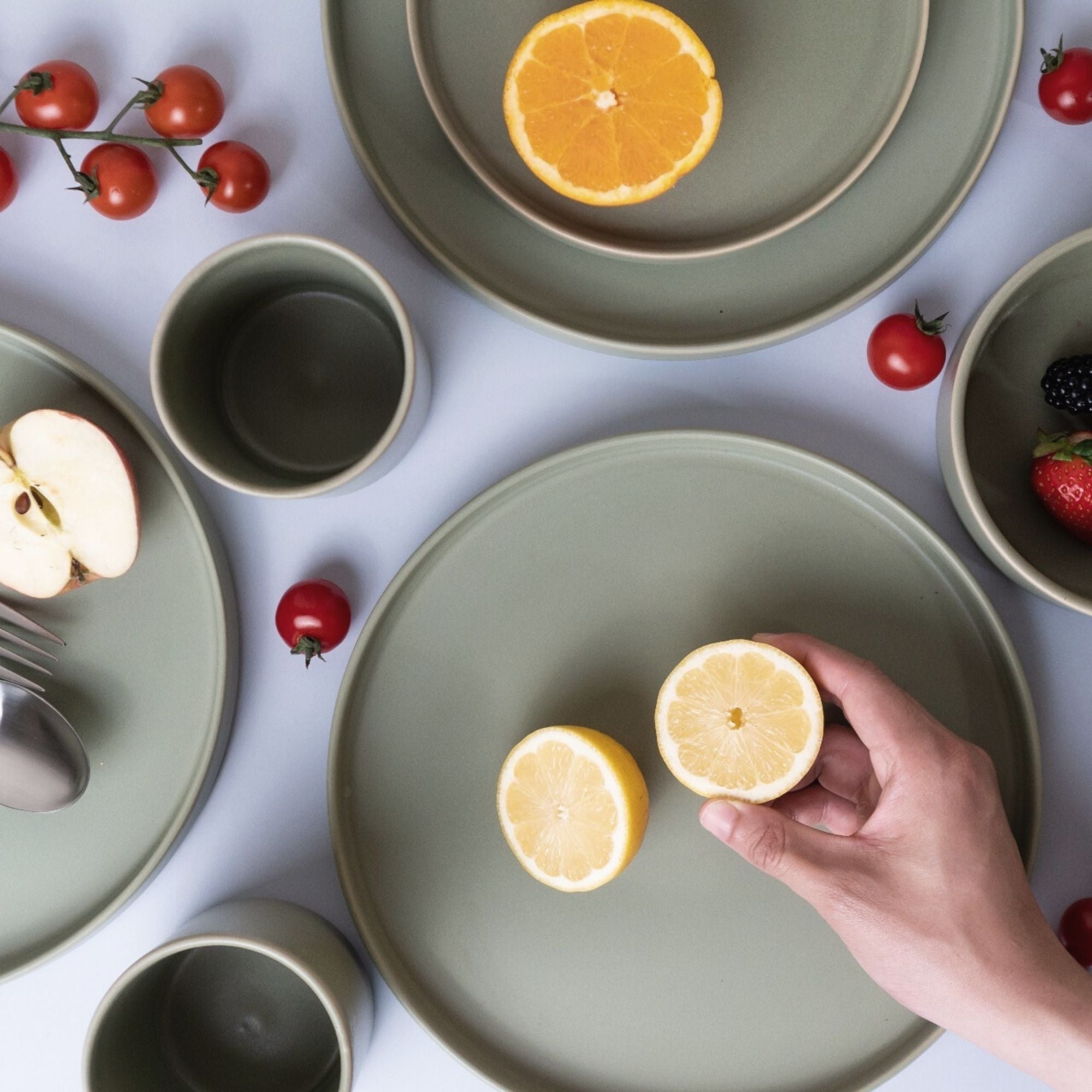 Big Plates (4 Piece Set) - Image 7